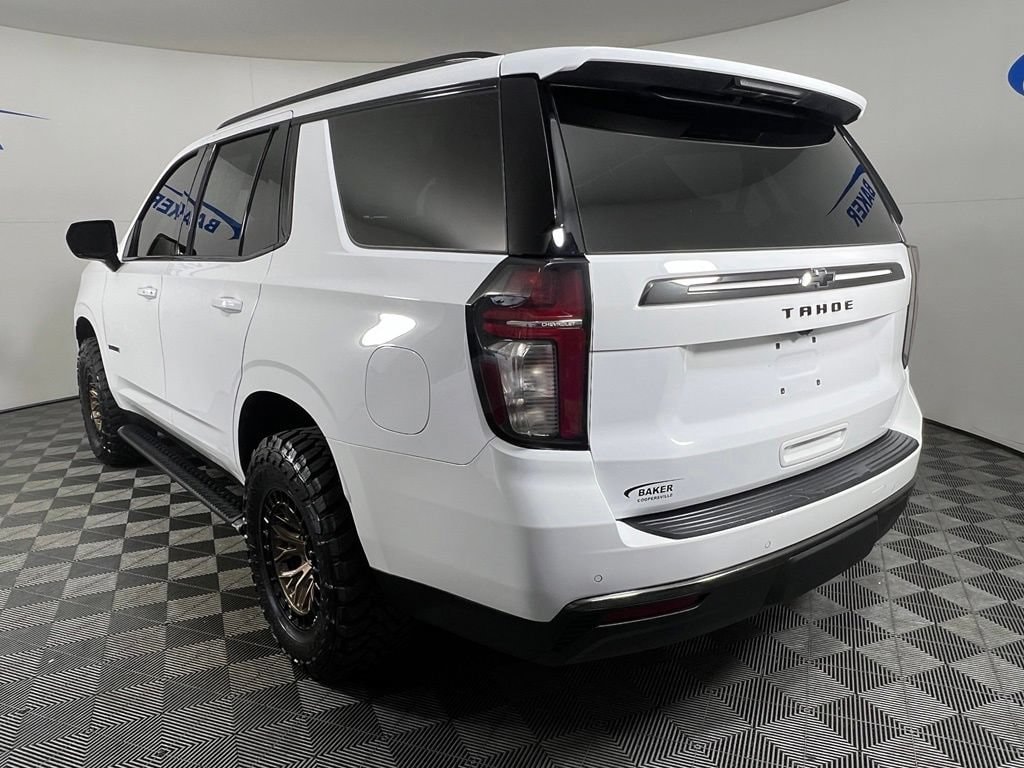 Used 2021 Summit White Chevrolet Z71 image 3