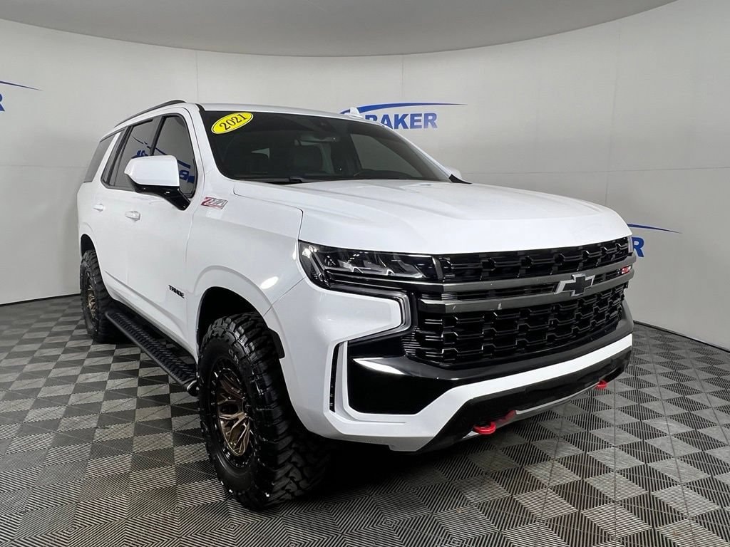 Used 2021 Summit White Chevrolet Z71 image 8