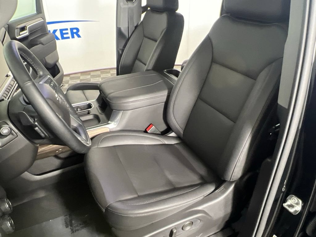 Used 2026 Black Chevrolet RST image 19
