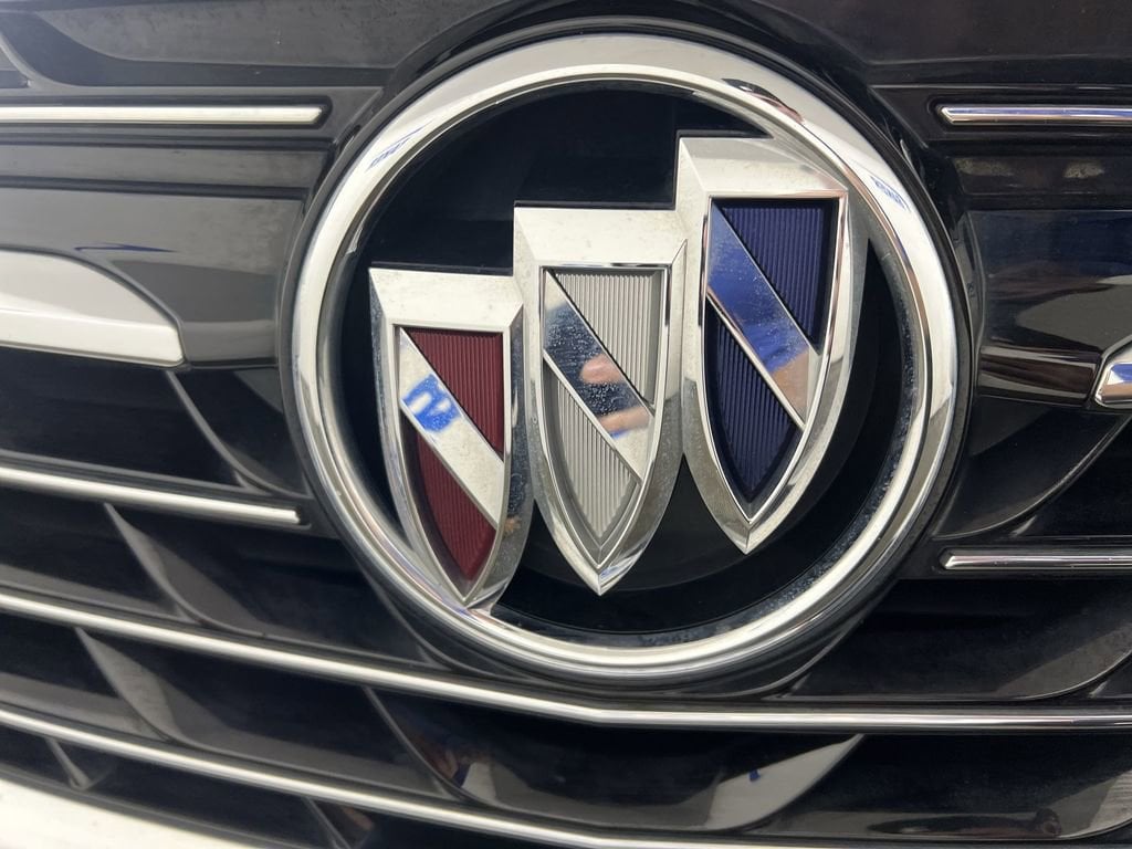 Used 2023 Moonstone Gray Buick Preferred image 30