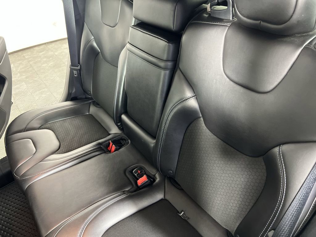 Used 2019 Billet Silver Jeep Latitude Plus 4x4 image 24