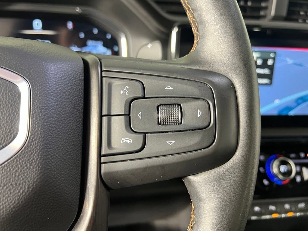 Used 2025 Sterling GMC AT4 image 24