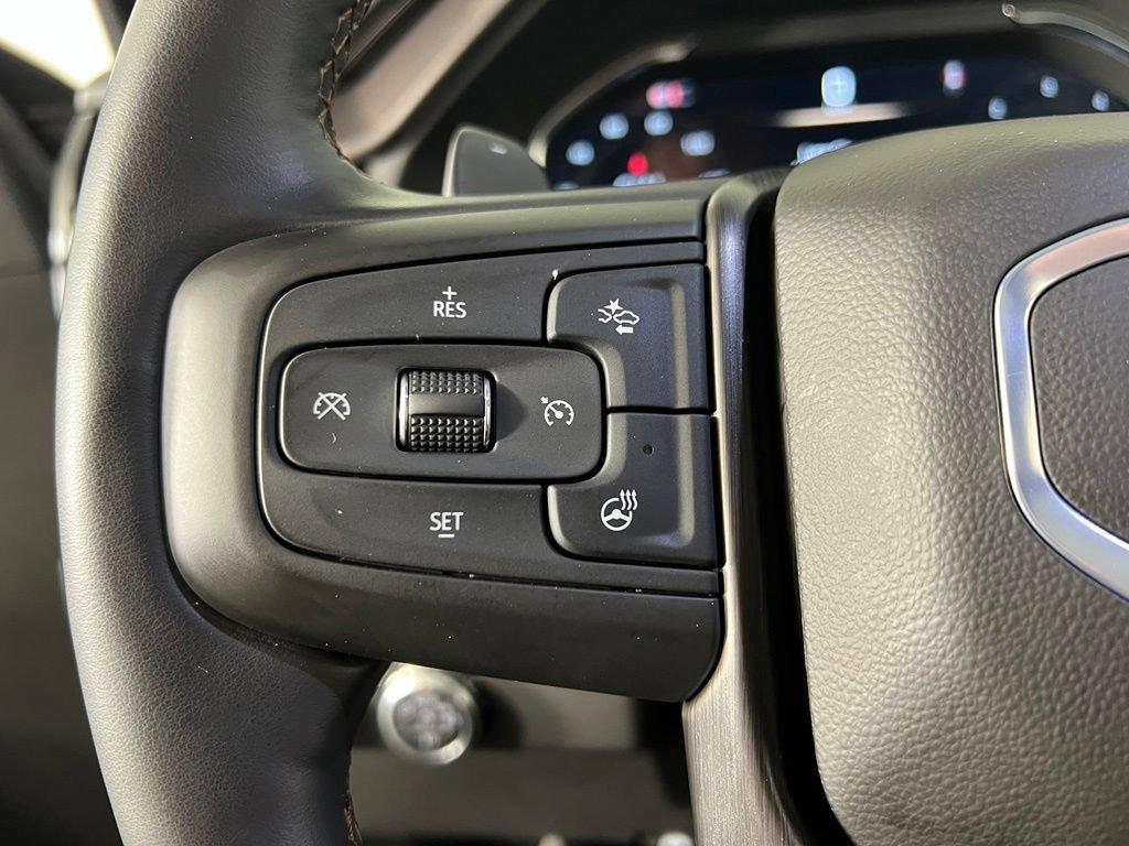 Used 2025 Sterling GMC AT4 image 23