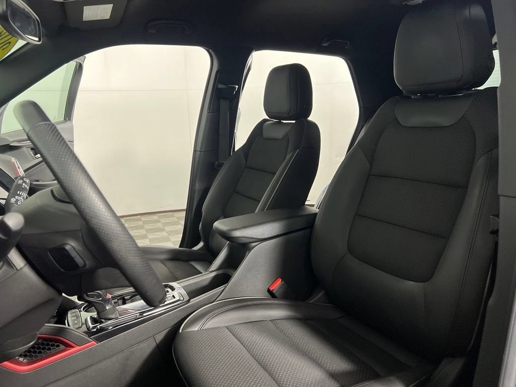 Used 2023 Mosaic Black Chevrolet RS image 18