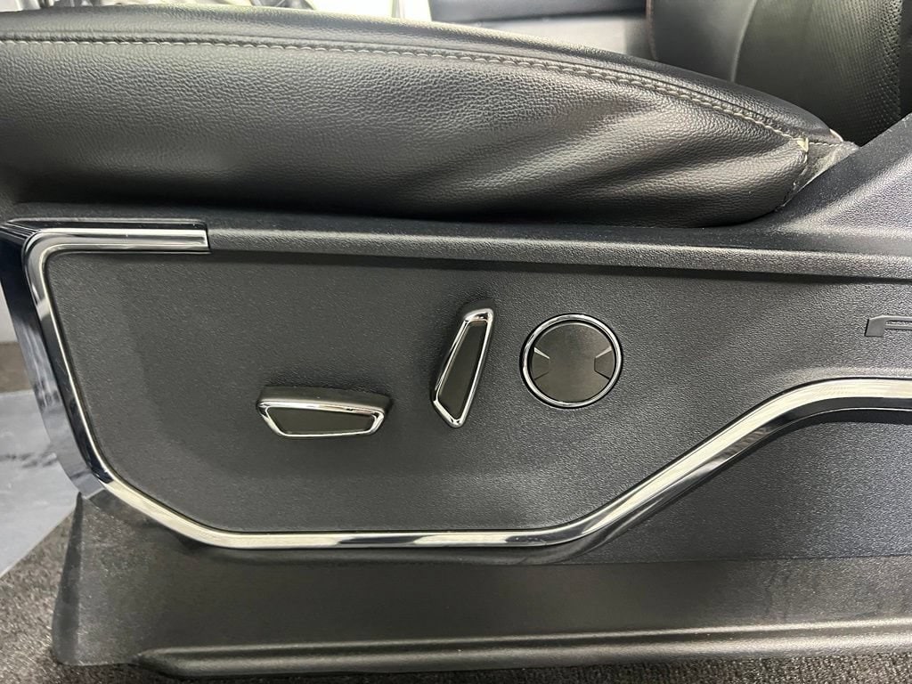 Used 2021 Agate Black Ford  image 20