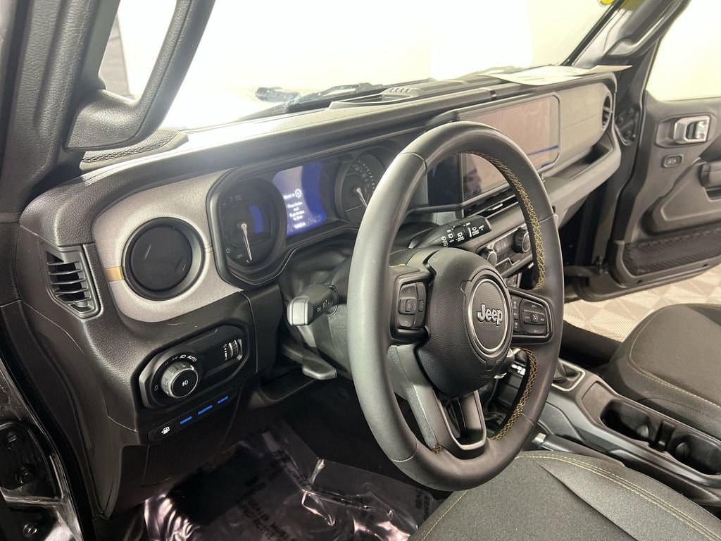 Used 2024 Black Jeep Sport image 11