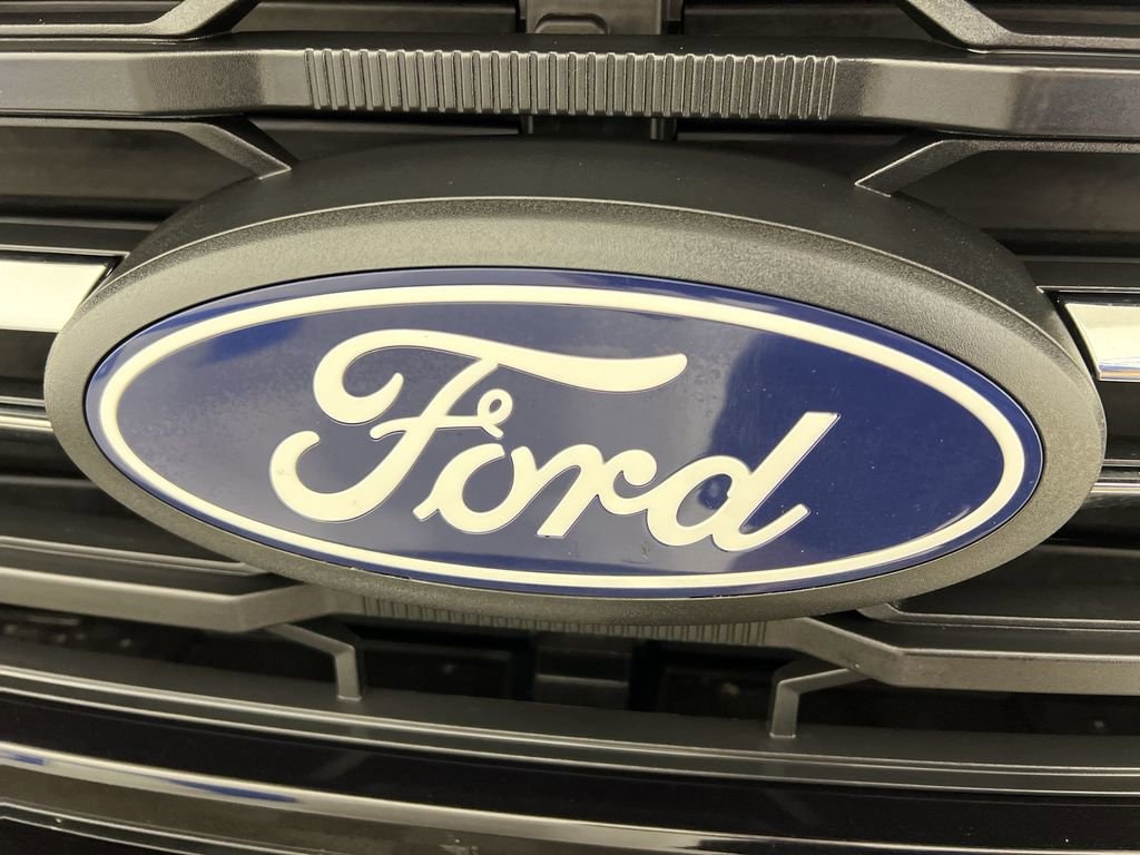 Used 2025 Agate Black Ford XLT image 29