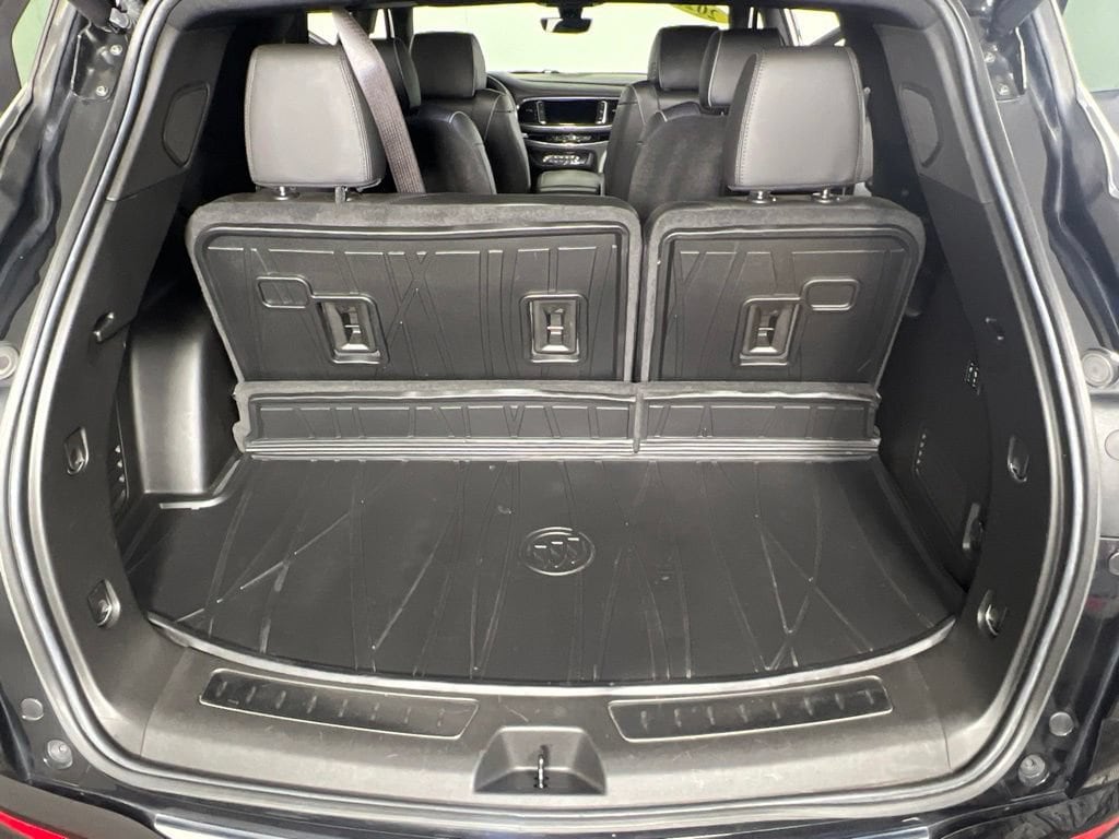 Used 2023 Ebony Twilight Buick Avenir image 15