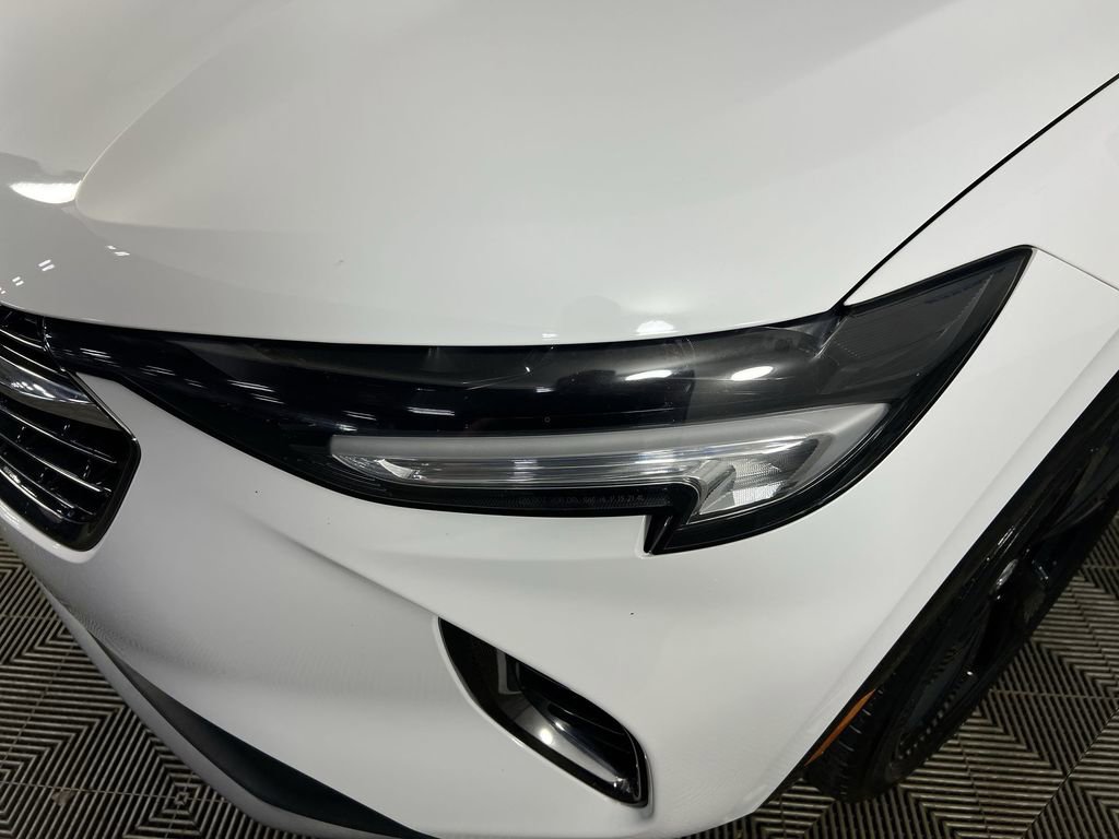 Used 2023 Summit White Buick Essence image 35