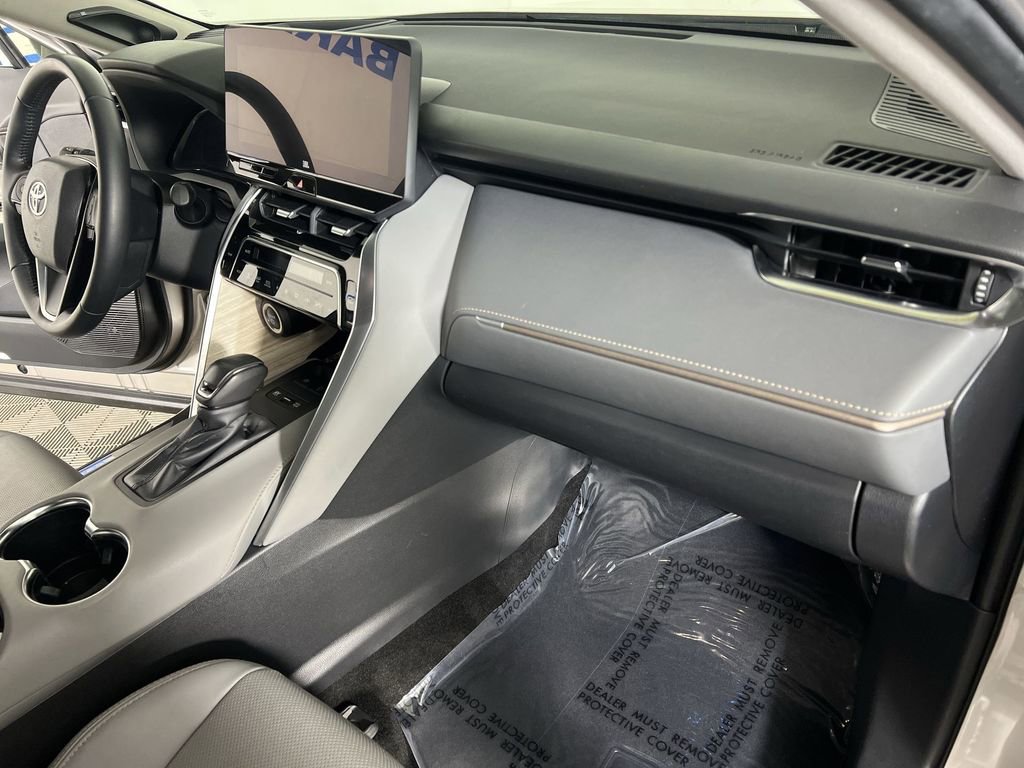 Used 2024 Titanium Glow Toyota LE image 27