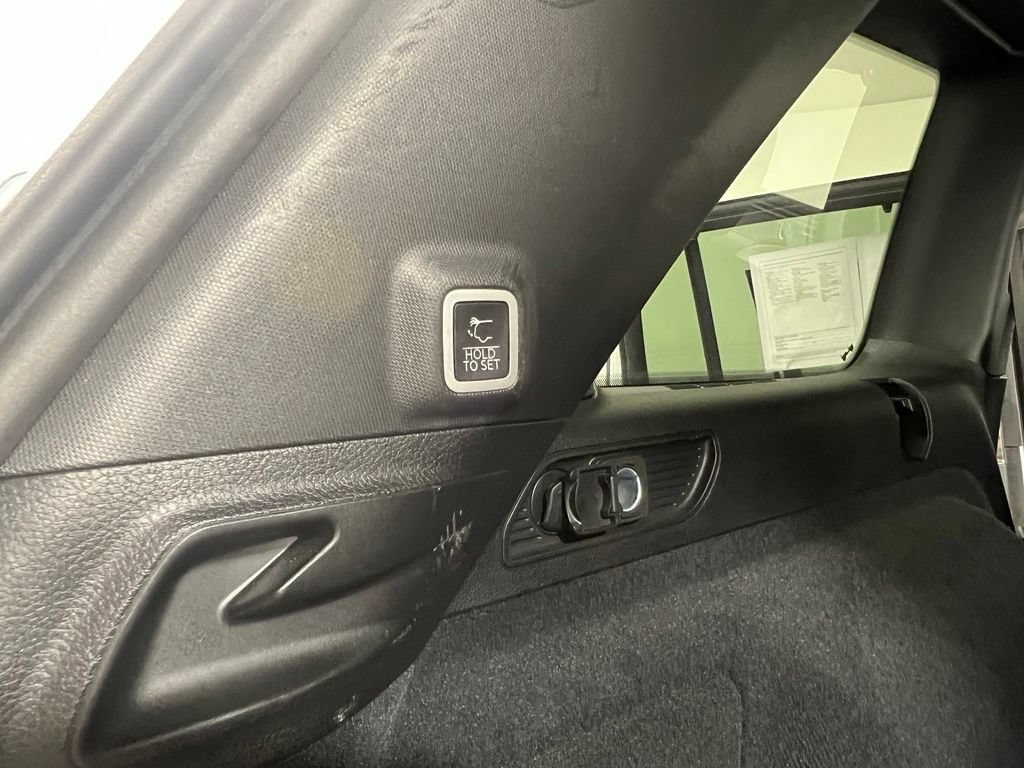 Used 2022 Bright White Jeep Overland image 15