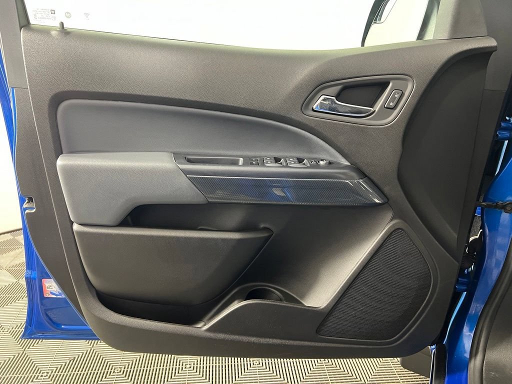 Used 2021 Bright Blue Chevrolet Z71 image 16