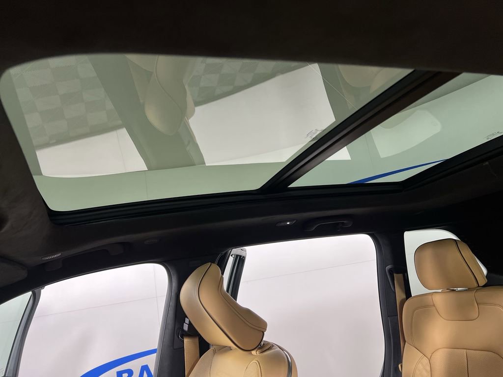 Used 2022 Midnight Sky Jeep Summit image 20