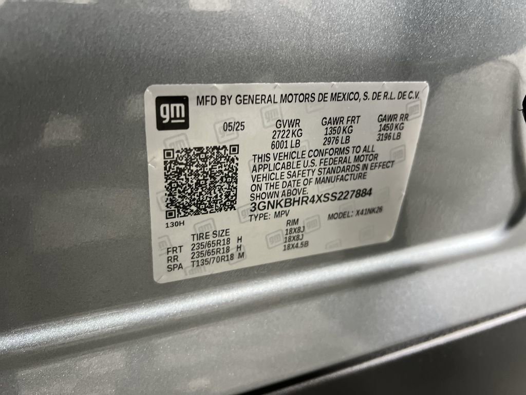 Used 2025 Sterling Gray Chevrolet LT w/2LT image 33