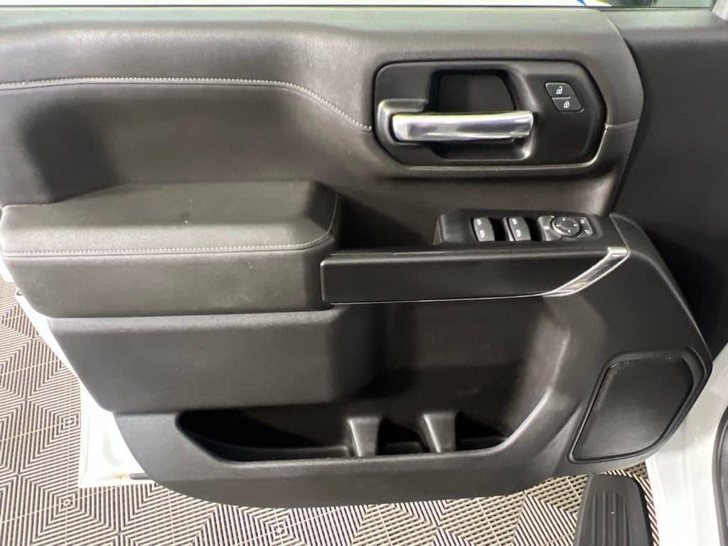 Used 2020 Summit White Chevrolet LT image 16