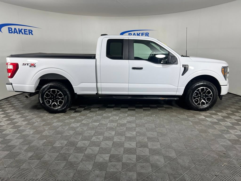 Used 2023 Oxford White Ford  image 7