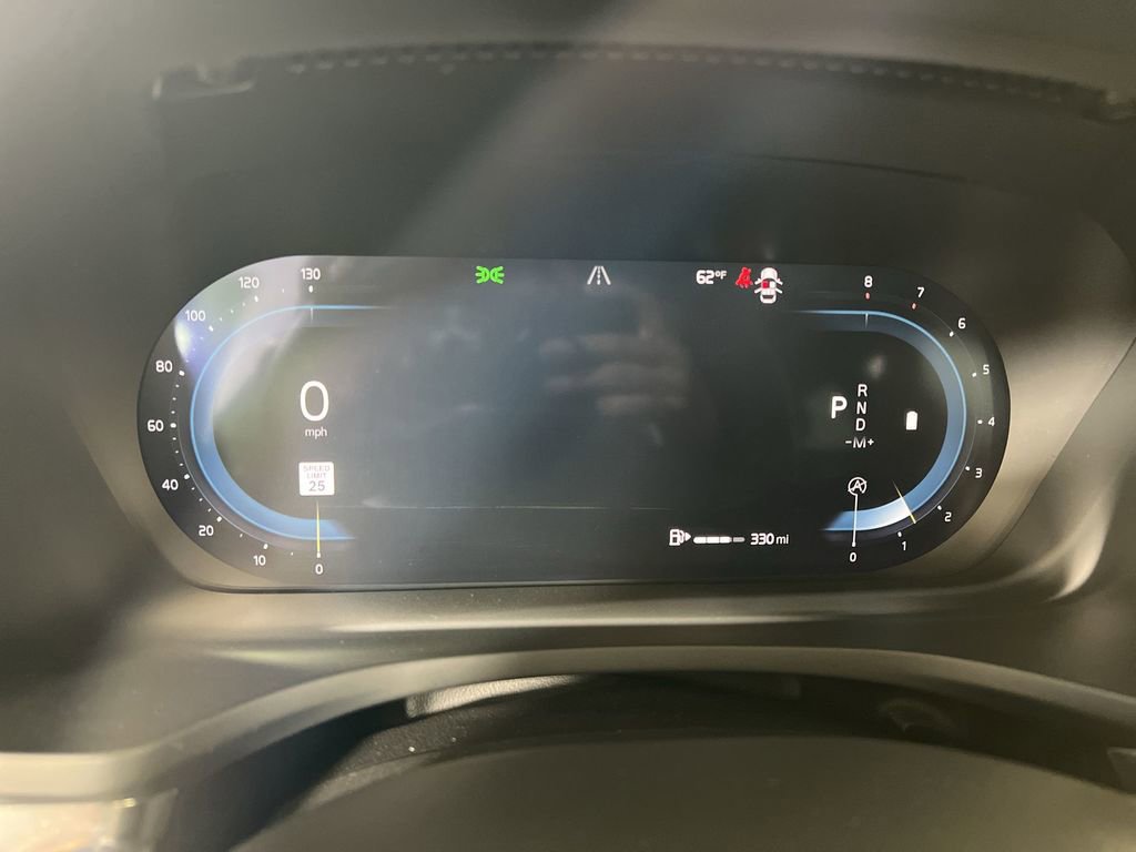 Used 2025 Vapour Gray Metallic Volvo B5 Plus image 12