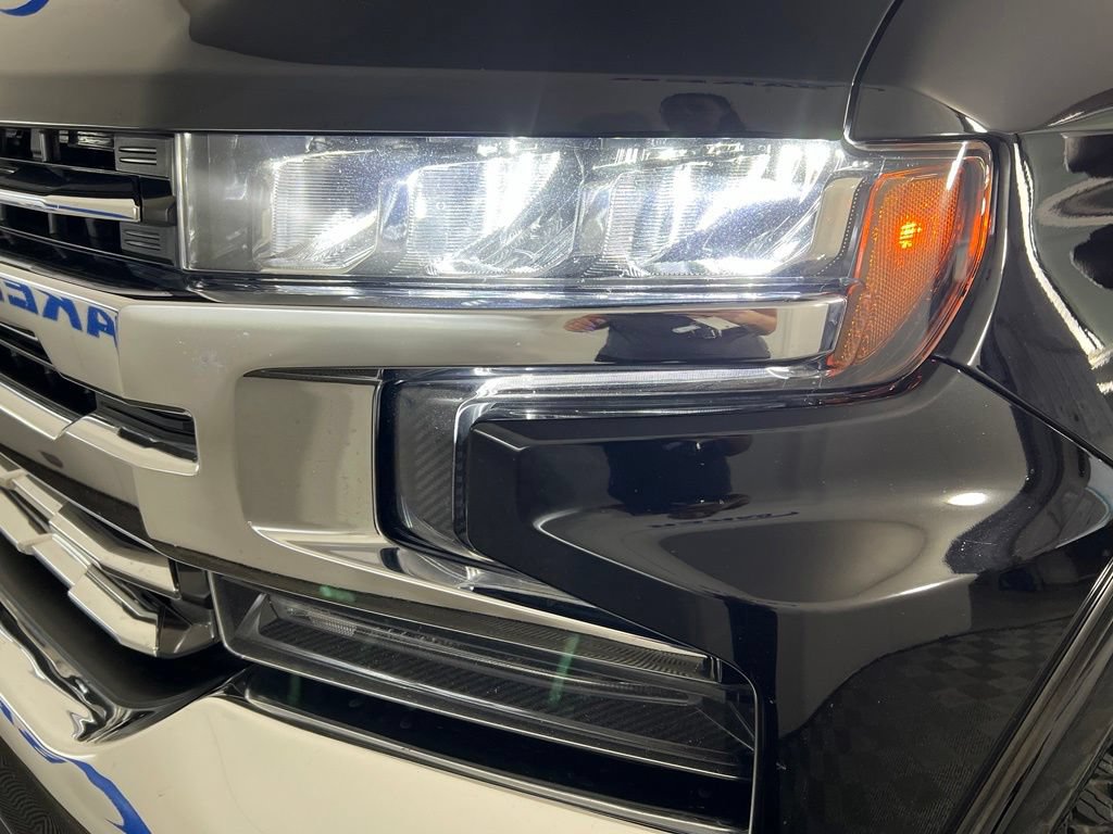 Used 2019 Black Chevrolet LTZ image 31