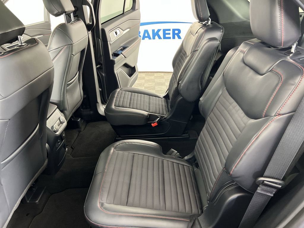 Used 2026 Gray Metallic Ford ST-Line image 26