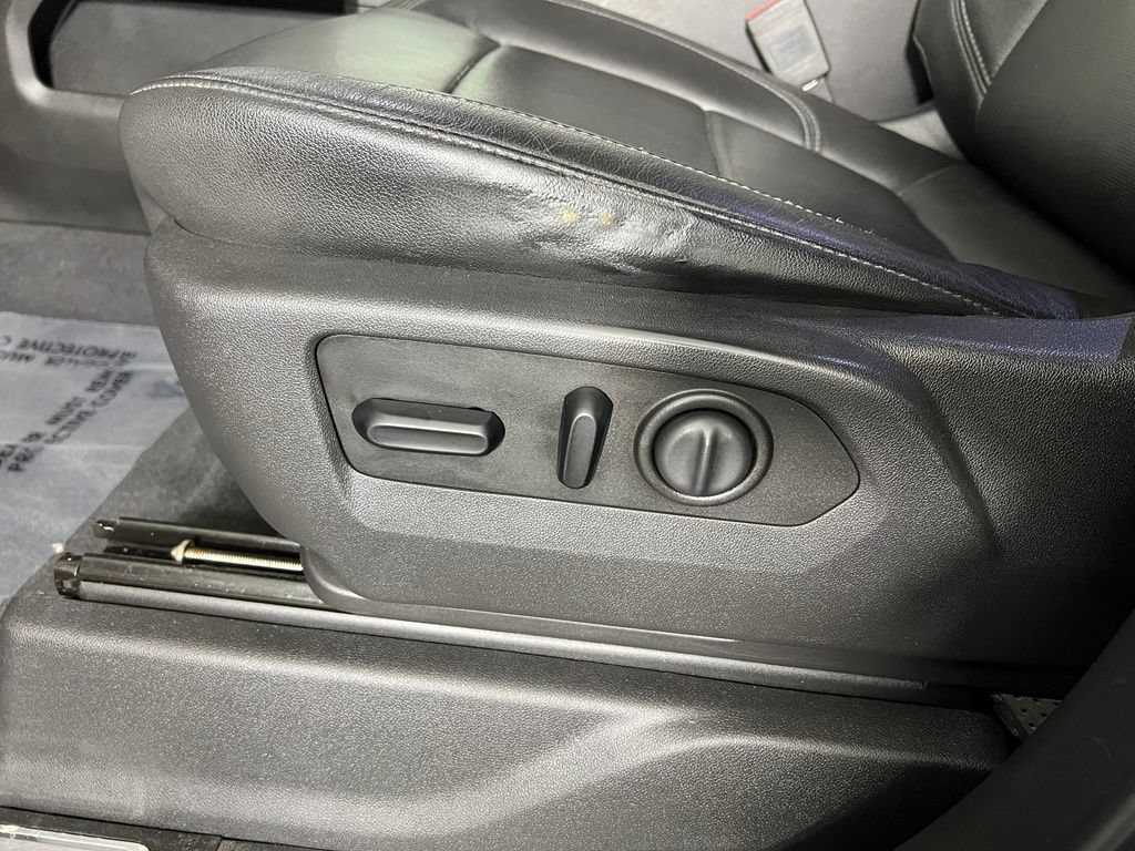 Used 2019 Black Chevrolet LTZ image 26