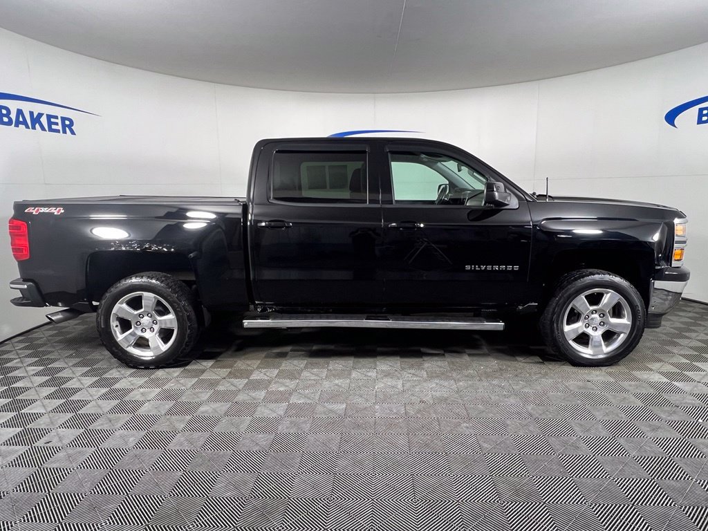 Used 2014 Black Chevrolet LT image 7