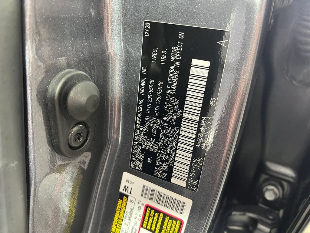 Used 2021 Magnetic Gray Metallic Toyota XLE image 38