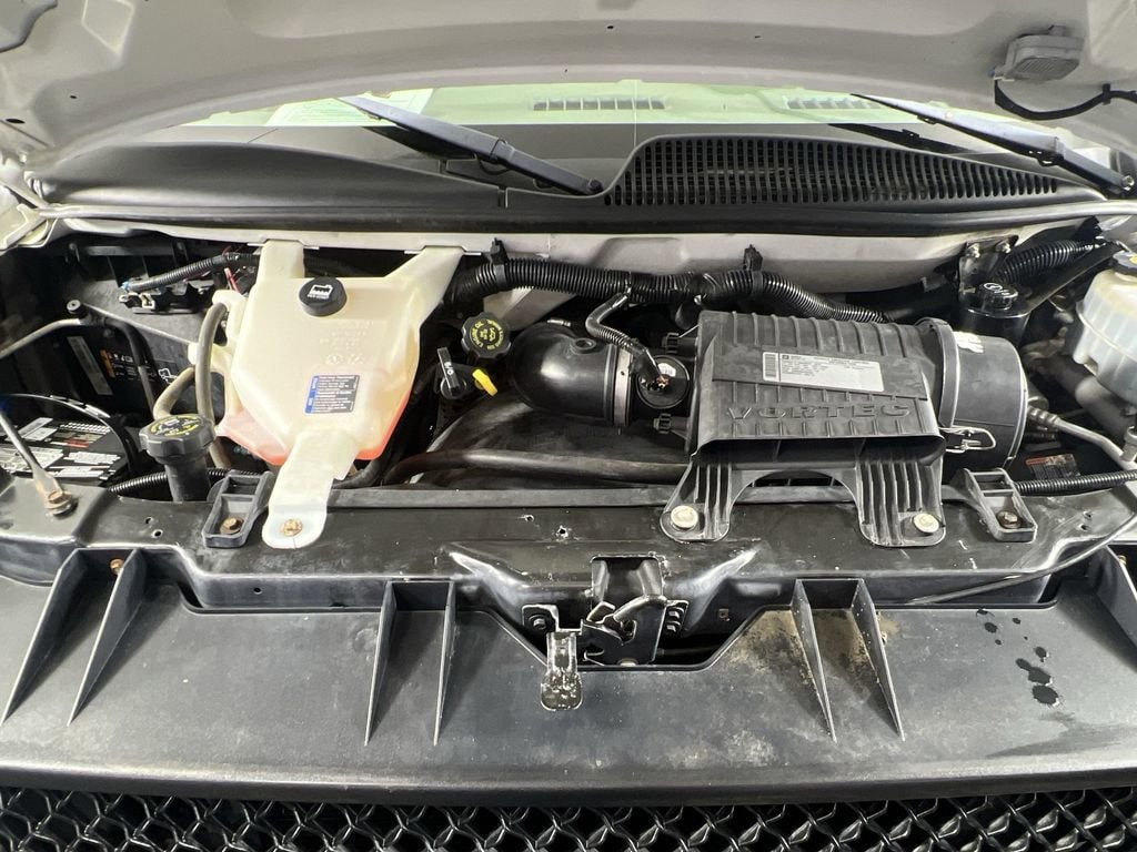 Used 2012 Summit White Chevrolet Work Van image 25