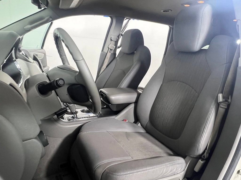 Used 2013 Champagne Silver Chevrolet 1LT image 21
