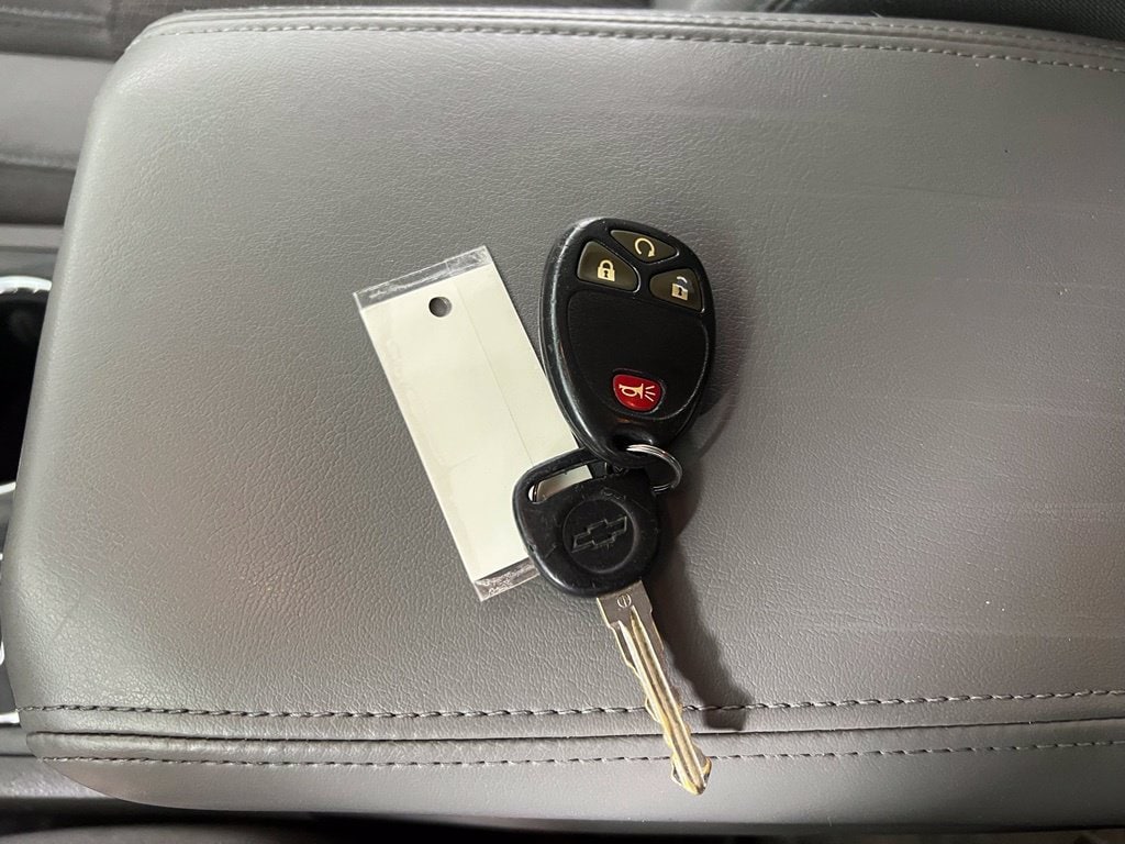 Used 2013 Champagne Silver Chevrolet 1LT image 35
