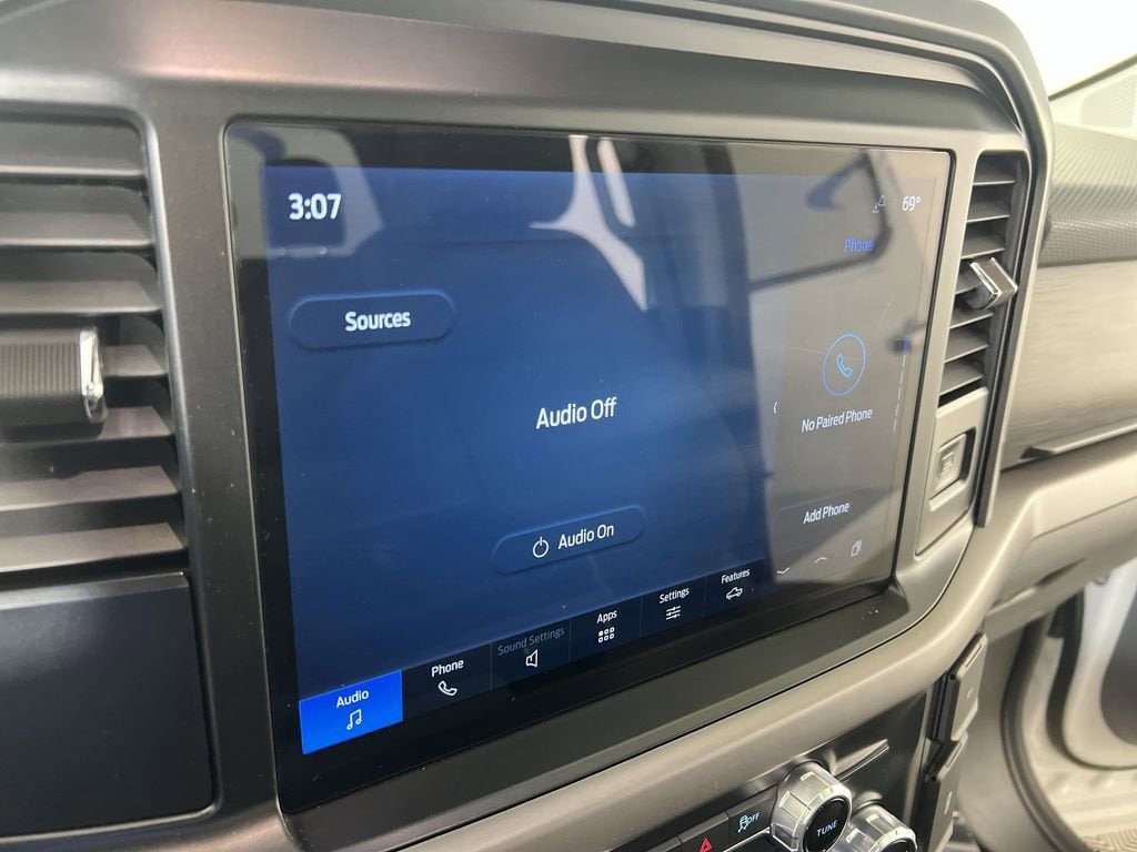 Used 2025 Oxford White Ford XLT image 14