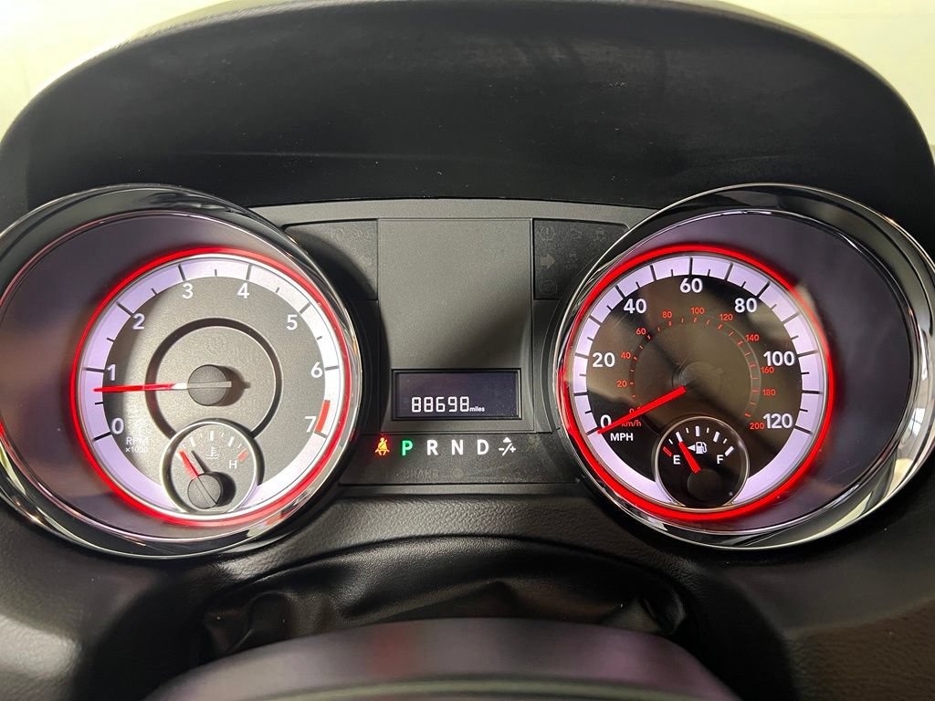 Used 2020 Octane Red Pearlcoat Dodge SXT image 29