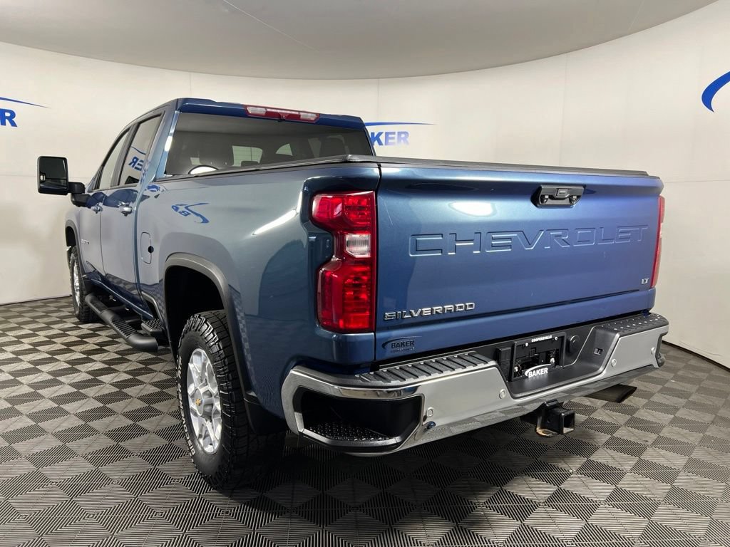 Used 2024 Lakeshore Blue Chevrolet LT image 3