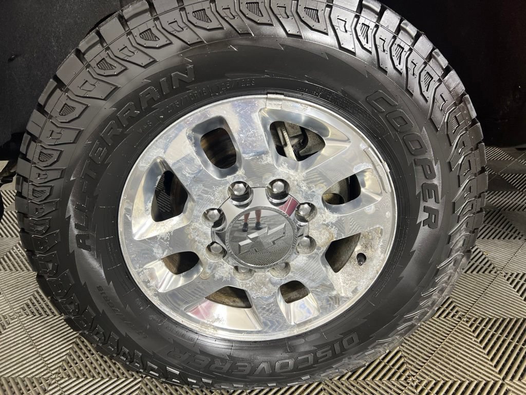 Used 2015 Victory Red Chevrolet LTZ image 28