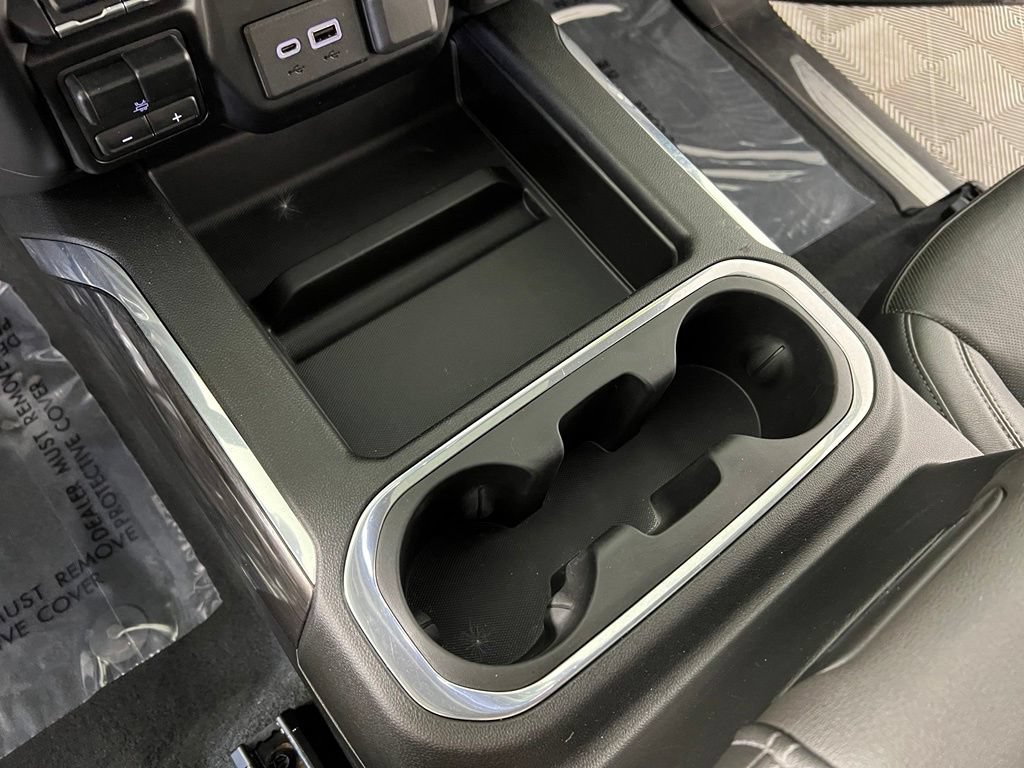 Used 2019 Black Chevrolet LTZ image 24