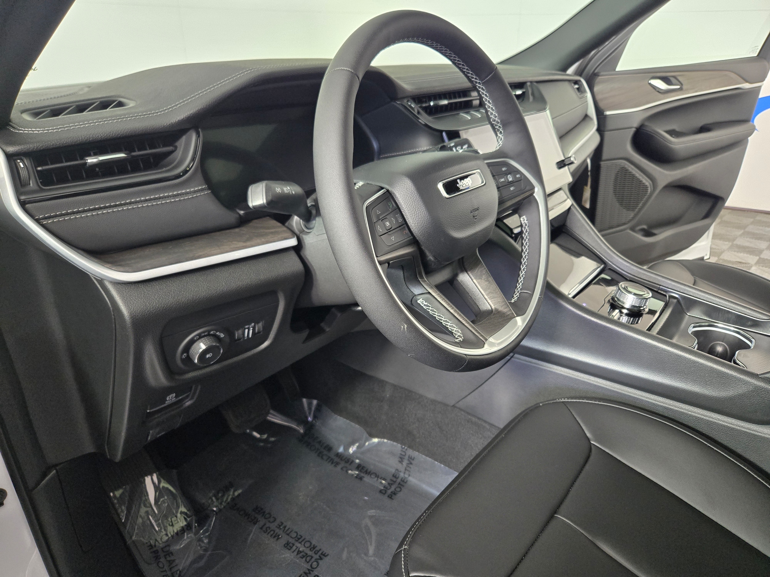 New 2026 Bright White Jeep Limited image 20