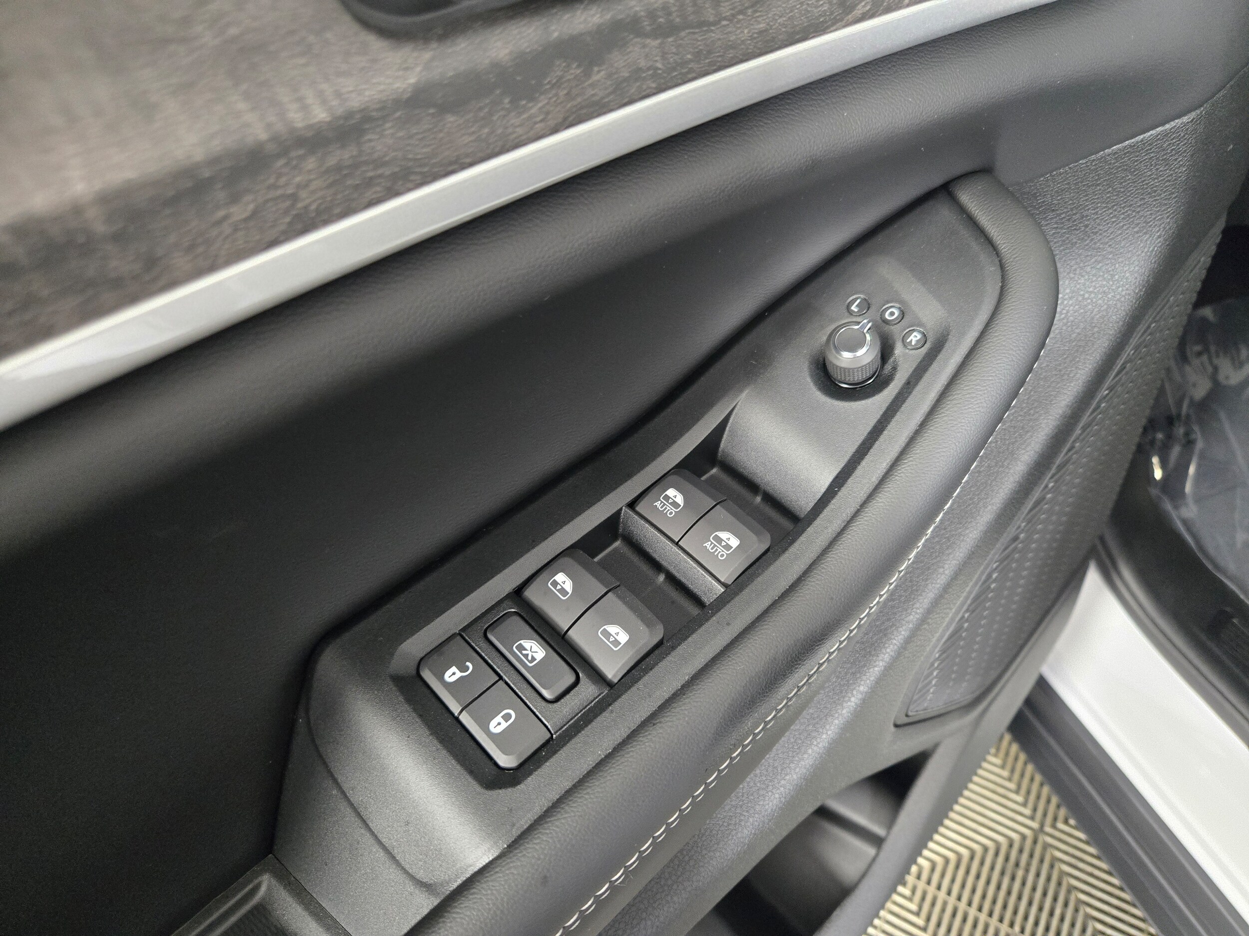 New 2026 Bright White Jeep Laredo image 19