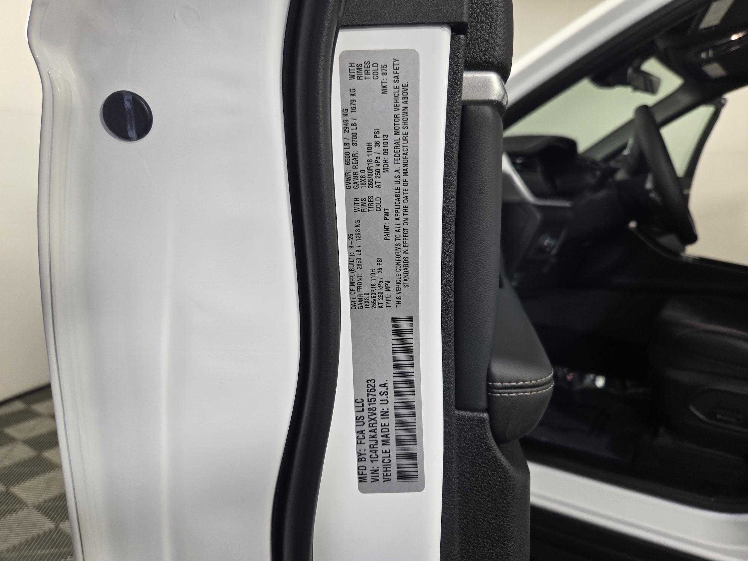 New 2027 Bright White Jeep Laredo image 40