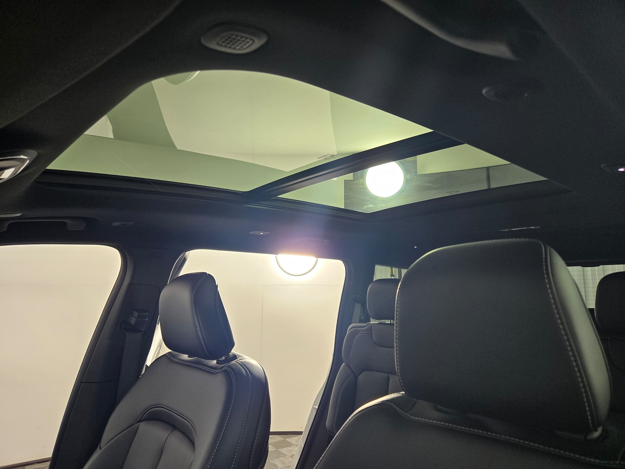 New 2026 Bright White Jeep Limited image 19