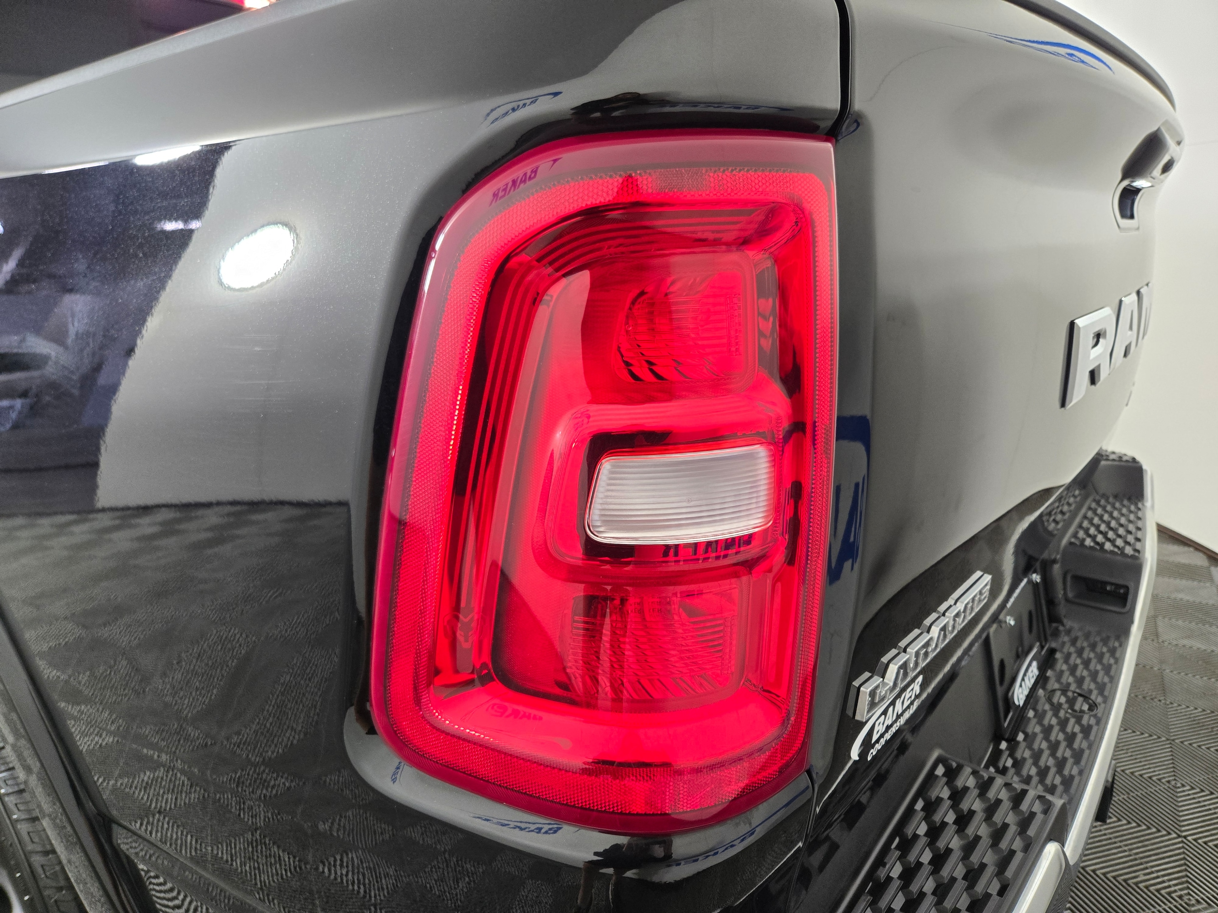 New 2026 Diamond Black Crystal Pearlcoat Ram Laramie image 18