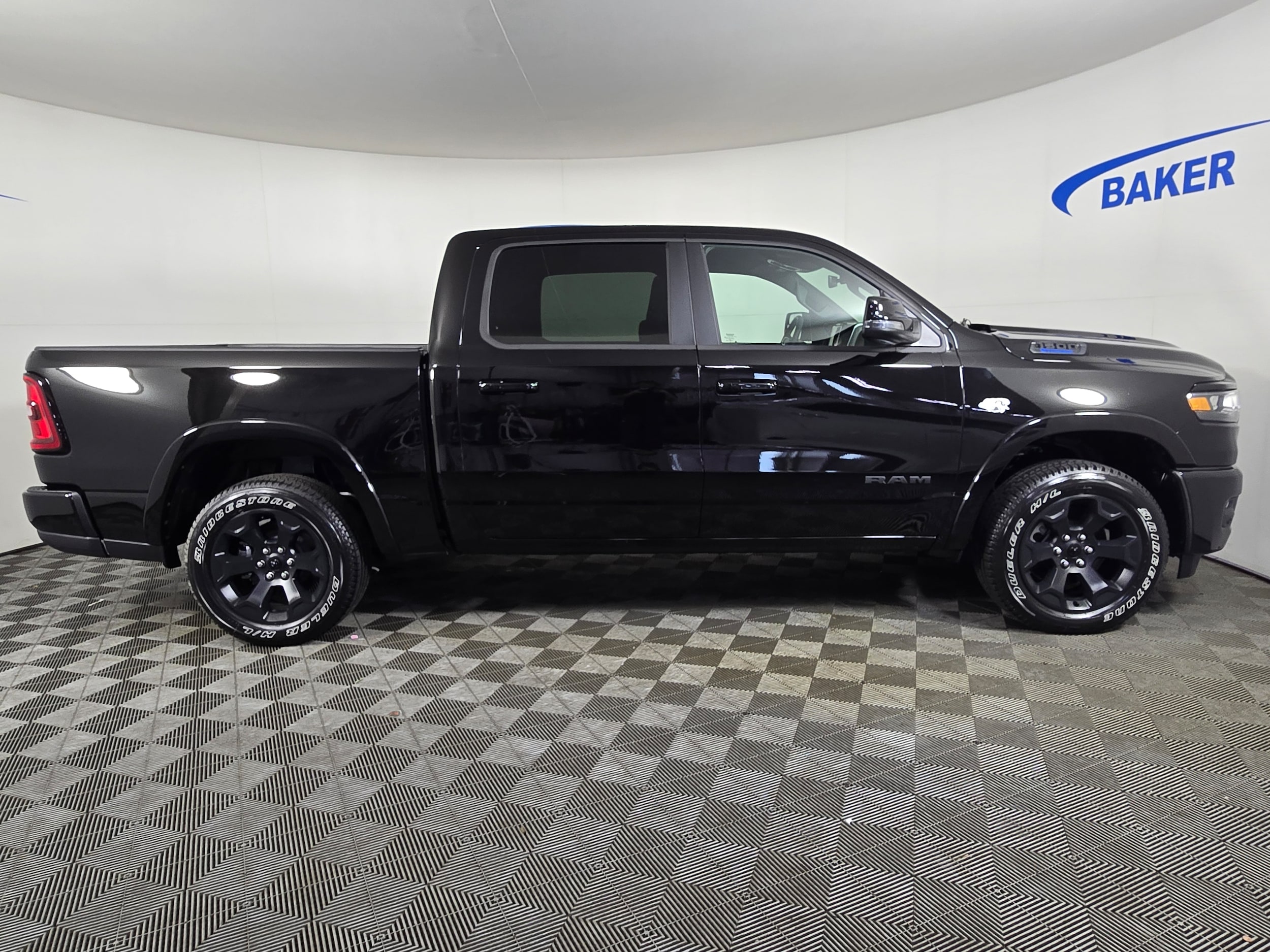 New 2026 Diamond Black Crystal Pearlcoat Ram Big Horn/Lone Star image 8