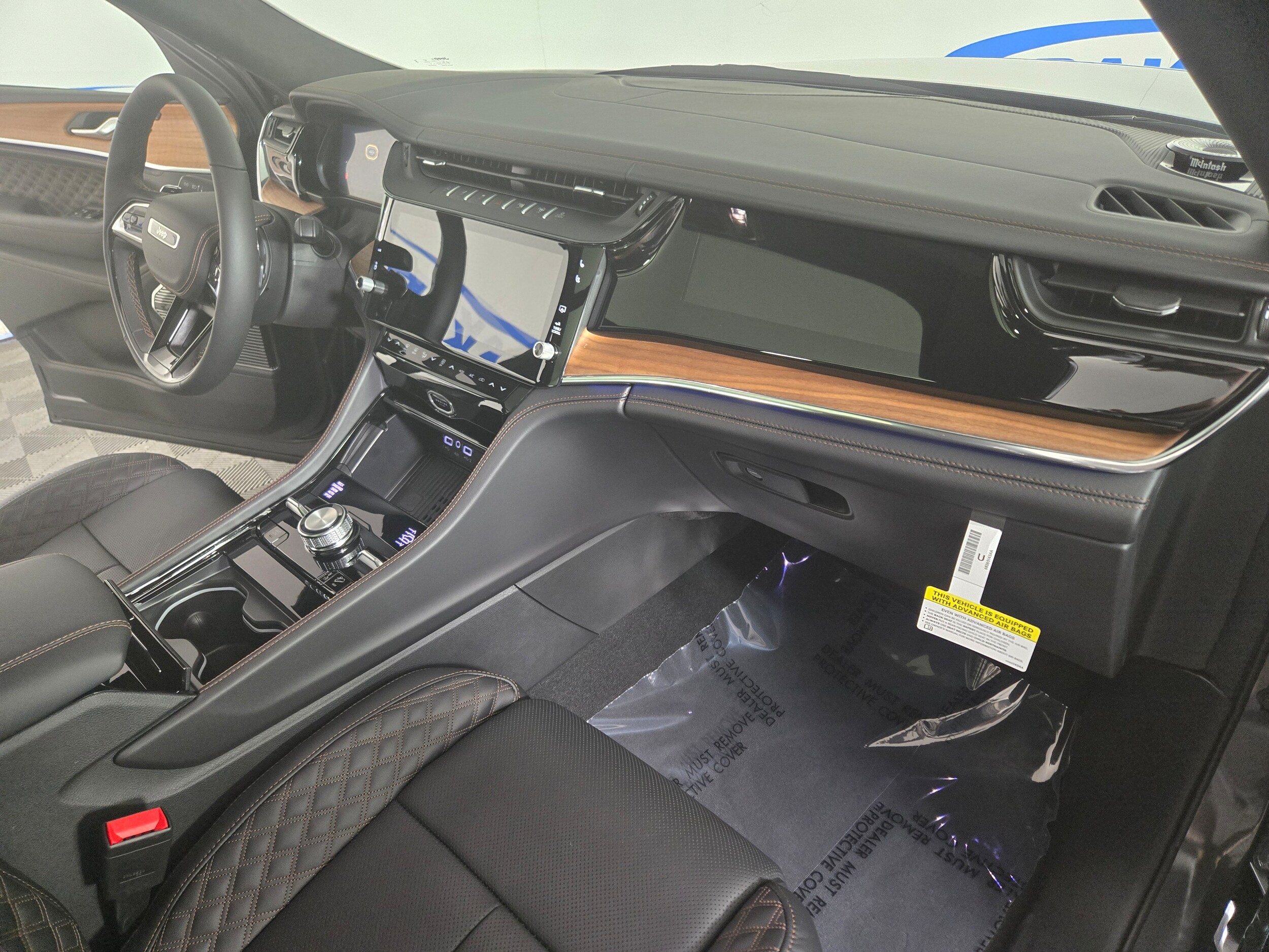 New 2026 Baltic Gray Jeep Summit image 10