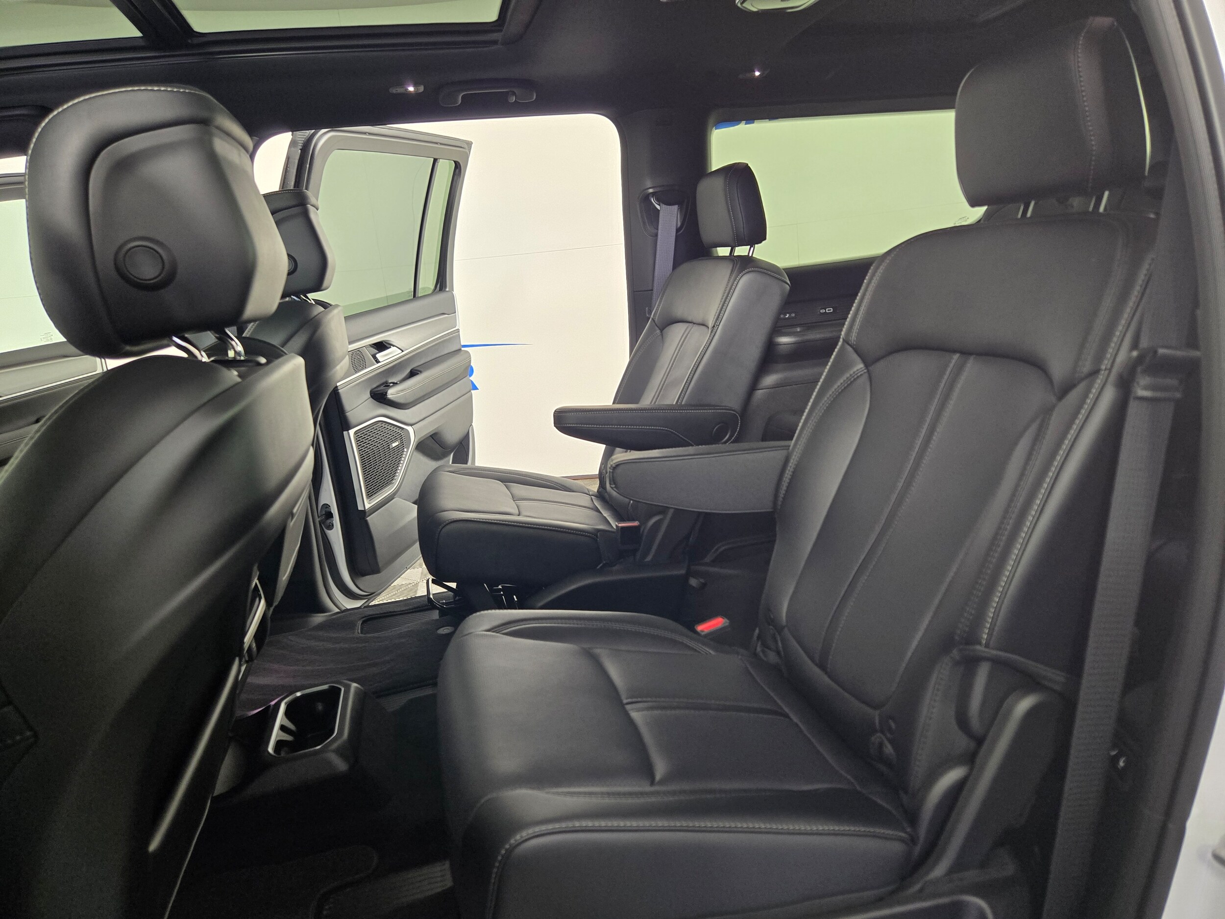 New 2026 Bright White Jeep Limited image 17