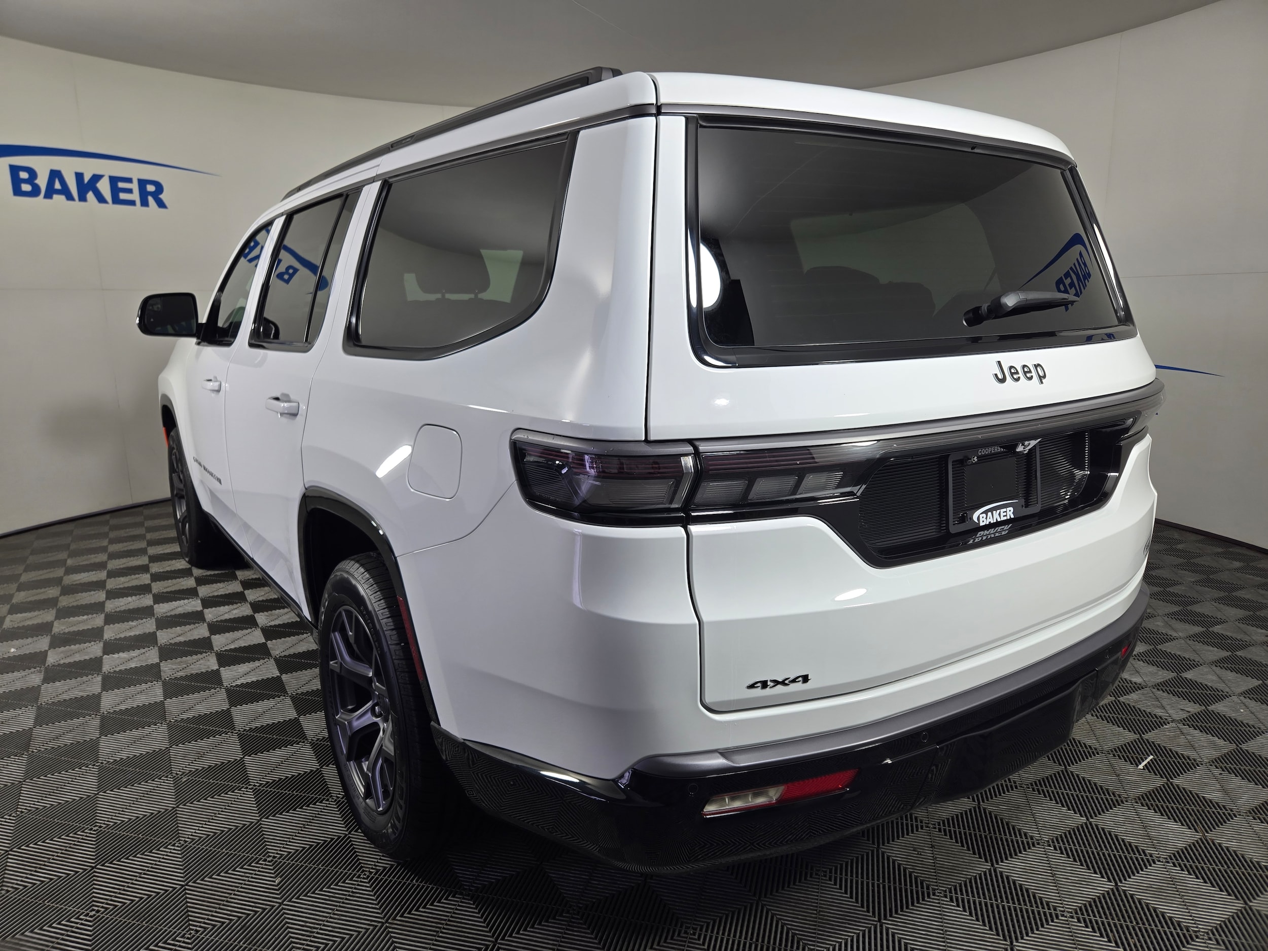New 2026 Bright White Jeep Limited image 5