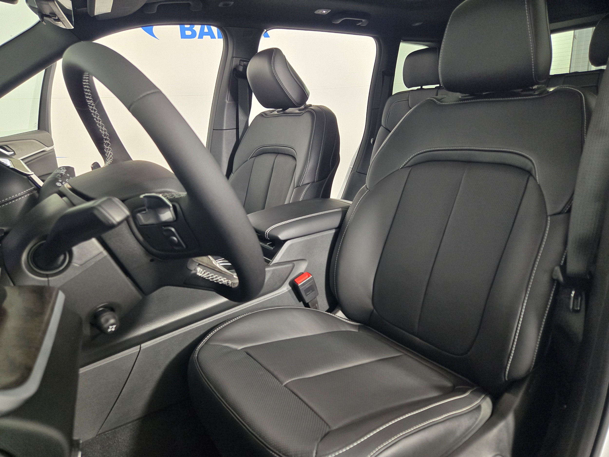 New 2027 Bright White Jeep Limited image 19