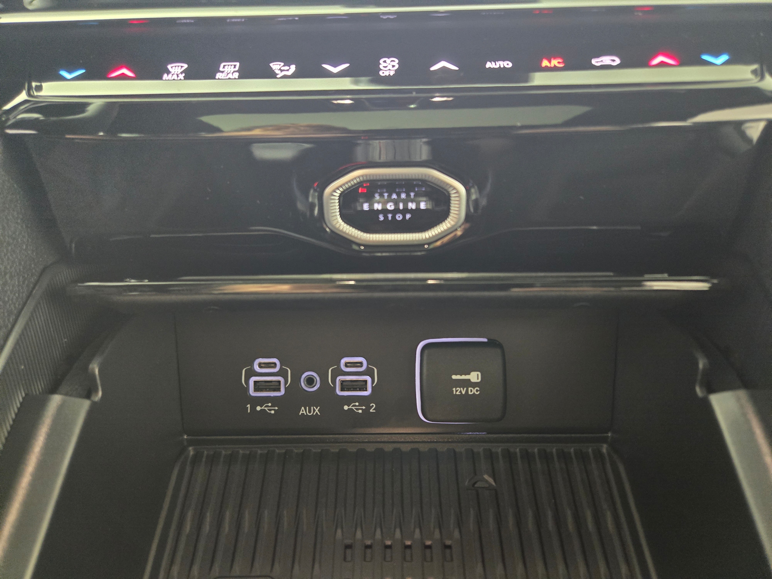 New 2027 Bright White Jeep Laredo image 32