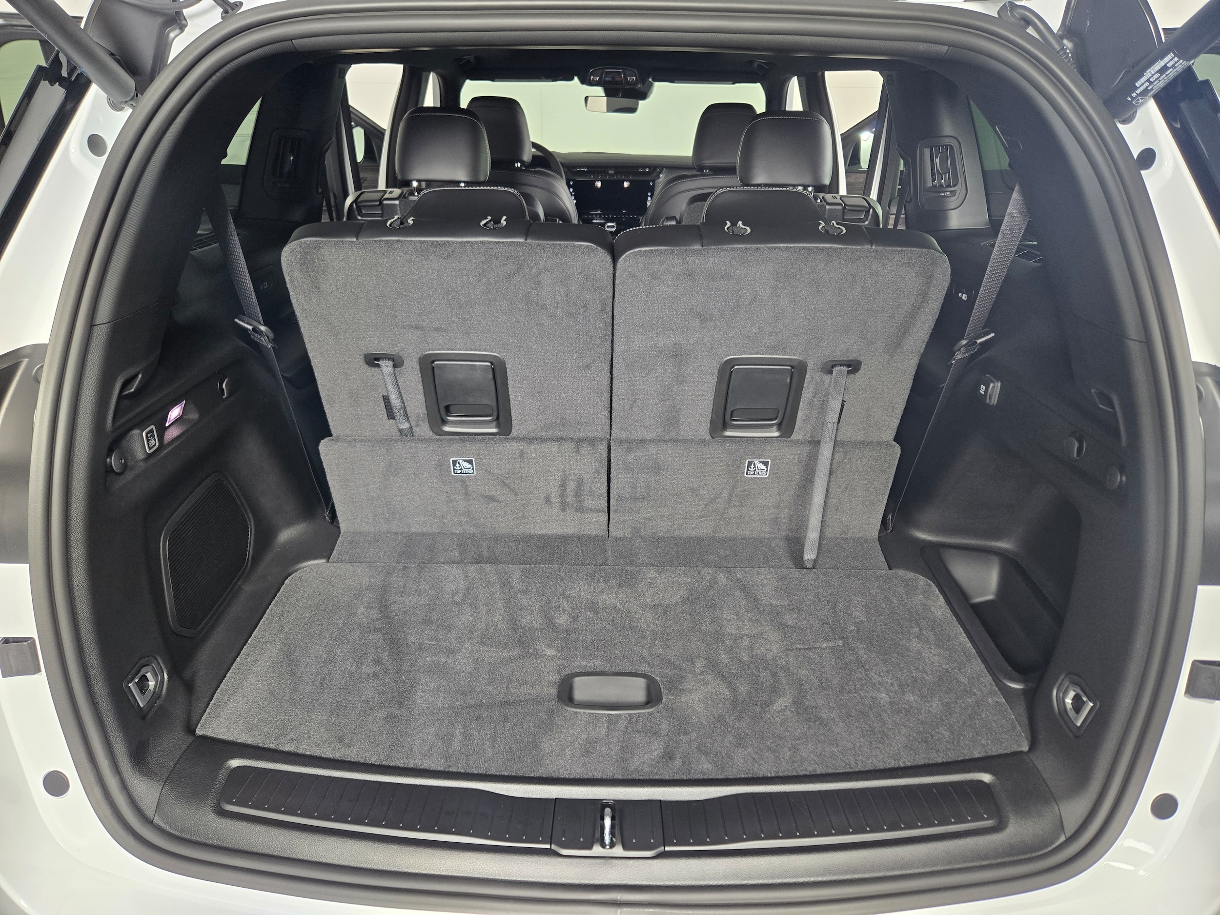 New 2026 Bright White Jeep Limited image 14