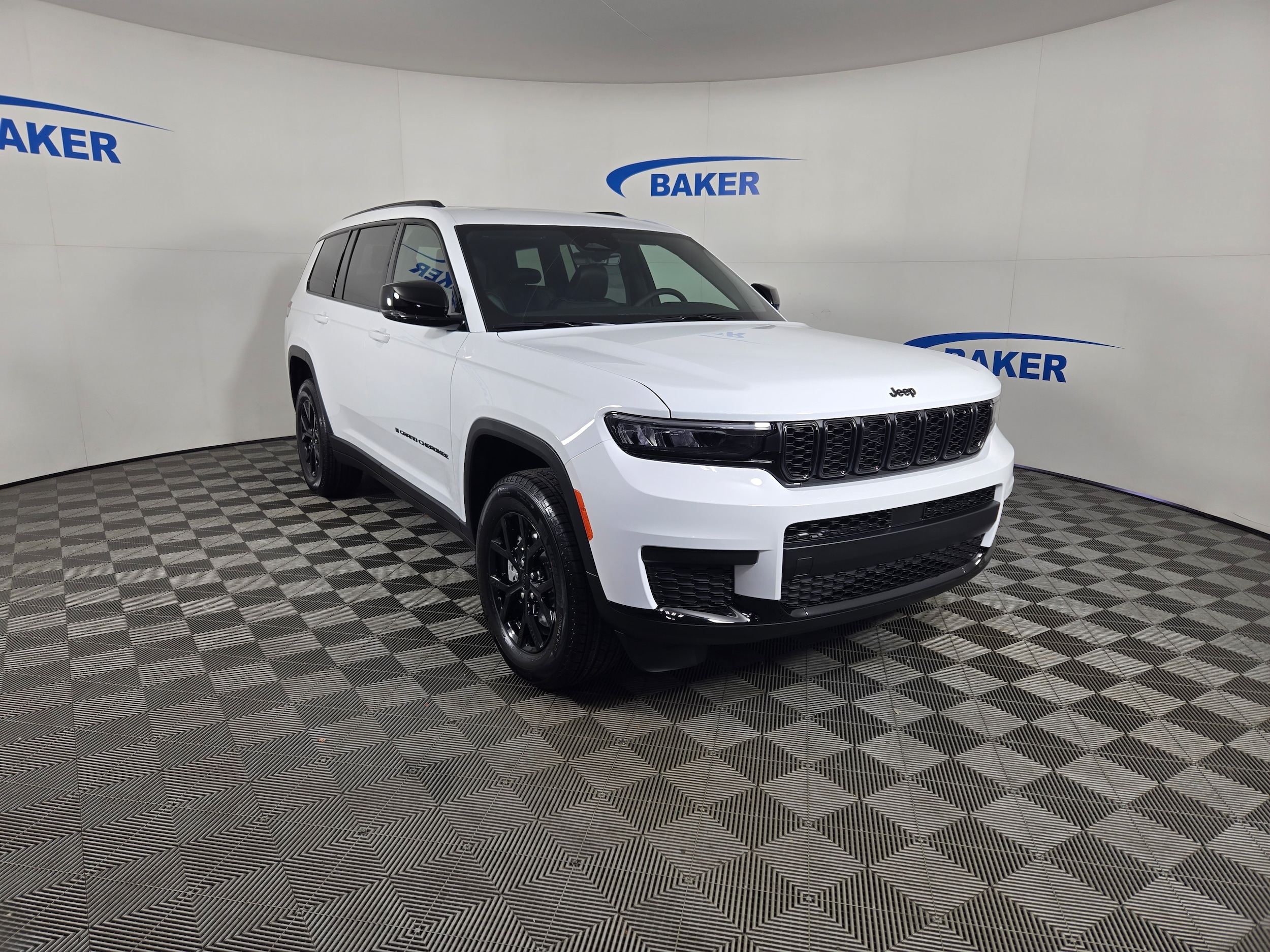 2025 Jeep Grand Cherokee L Altitude's photo