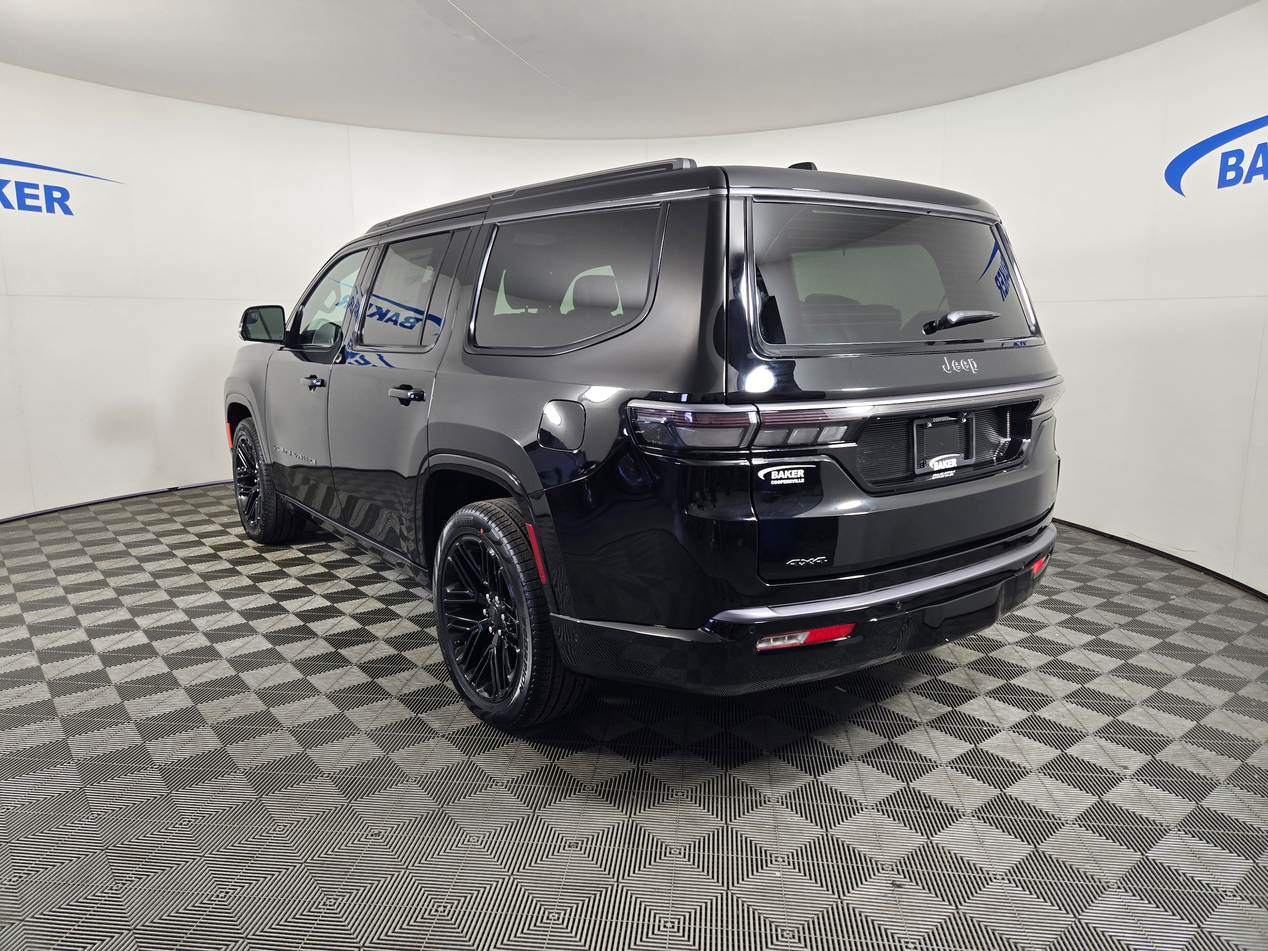 New 2026 High Gloss Black Jeep Limited image 5