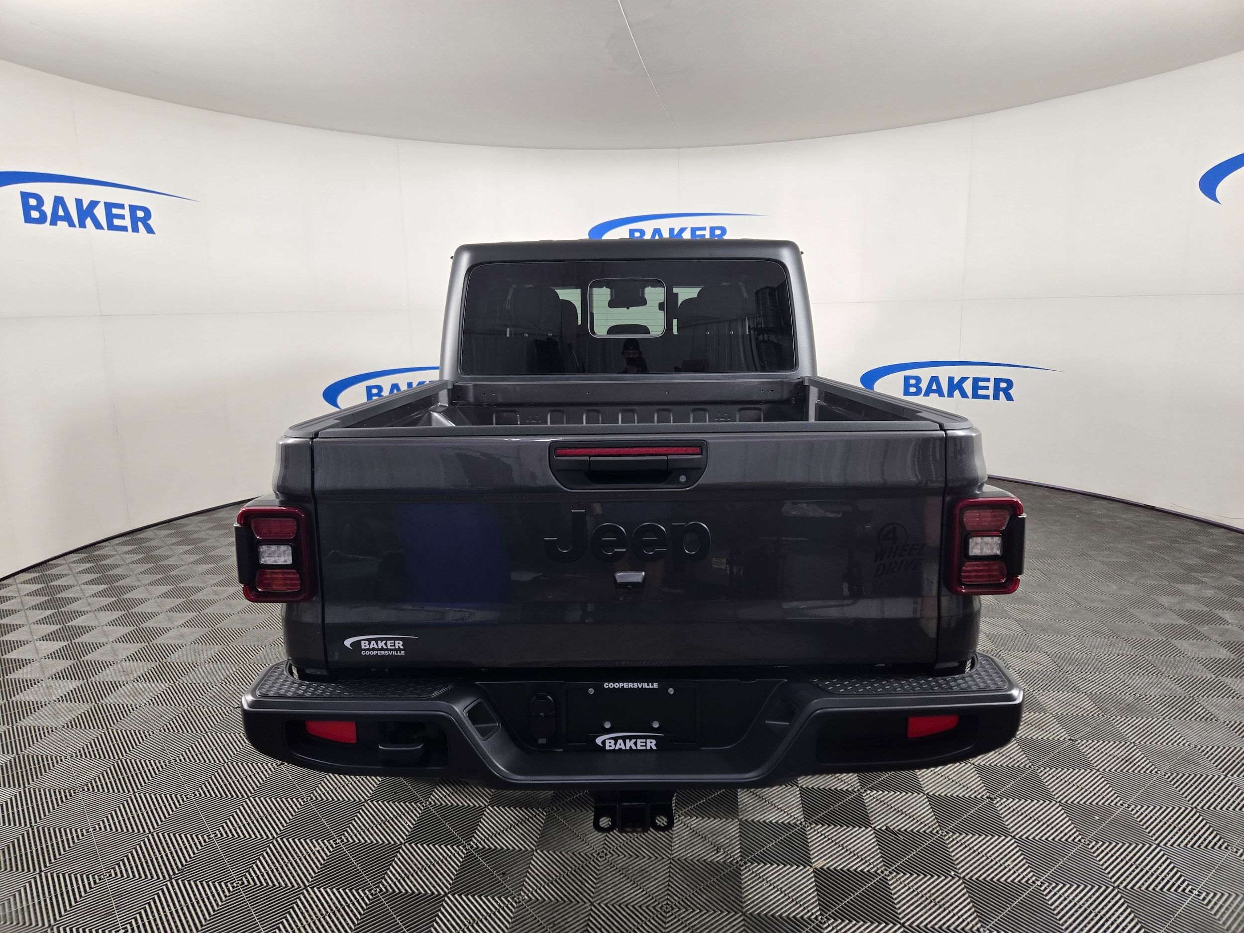 New 2025 Granite Crystal Jeep Sport image 6