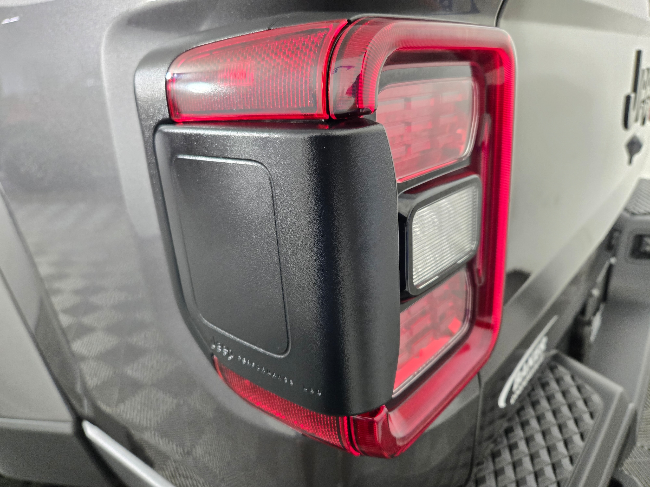 New 2025 Granite Crystal Jeep Sport image 30